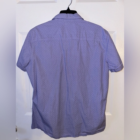 Marc Anthony, slim fit size medium men’s button up dress shirt - Picture 2 of 3